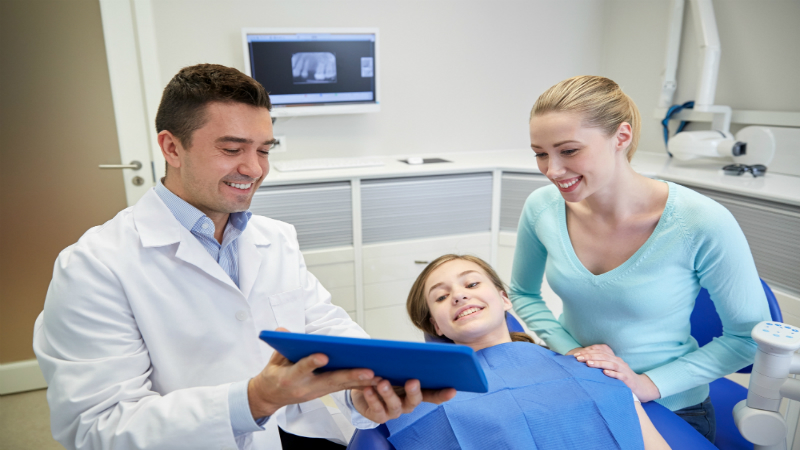 Why You Should Choose a Certified Cosmetic Dentist in Naperville