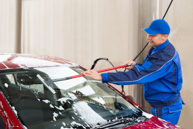 Helpful Information on Choosing the Right Auto Body Shop in Glendale AZ.